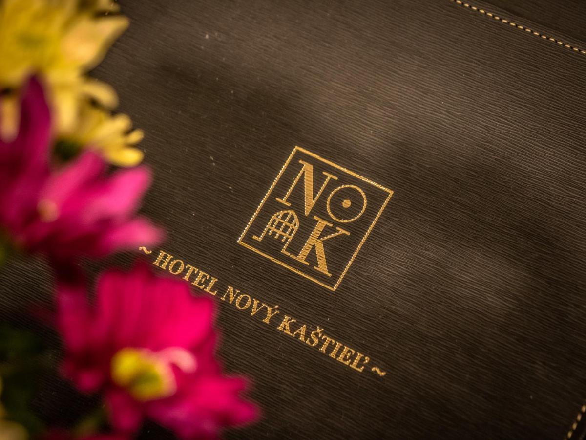 Hotel Novy Kastiel - Self Check-In Топольчани Екстер'єр фото