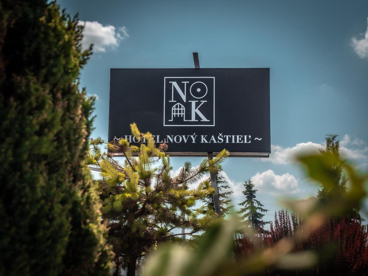 Hotel Novy Kastiel - Self Check-In Топольчани Екстер'єр фото